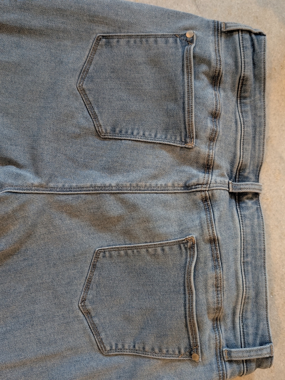 Chico's Perfect Stretch Girlfriend Straight Leg Cropped Jeans With Embellished H - Picture 7 of 8